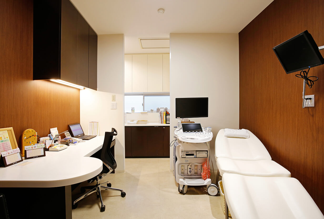 出産だけでなく、産婦人科一般診療・子宮がん検診・更年期ヘルスケア・不妊相談なども受け付けておりますので、お悩みのことがございましたらお気軽にご相談にいらしてください。