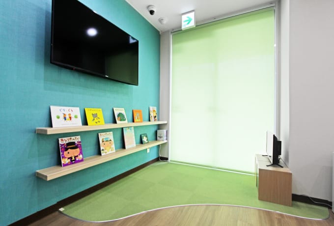 内科・脳神経外科を併設し、地域の皆様の健康をサポートします！ CT・MRI検査にも対応しています。