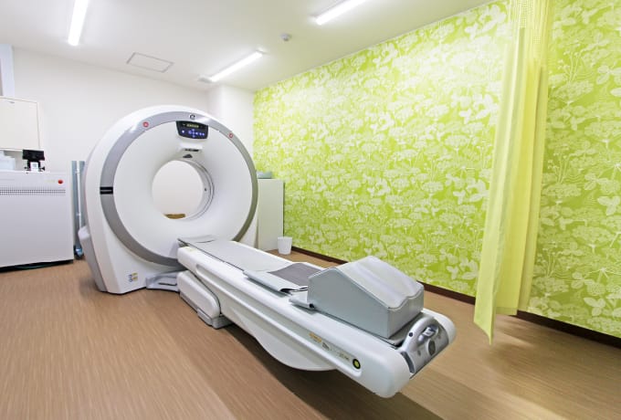 内科・脳神経外科を併設し、地域の皆様の健康をサポートします！ CT・MRI検査にも対応しています。
