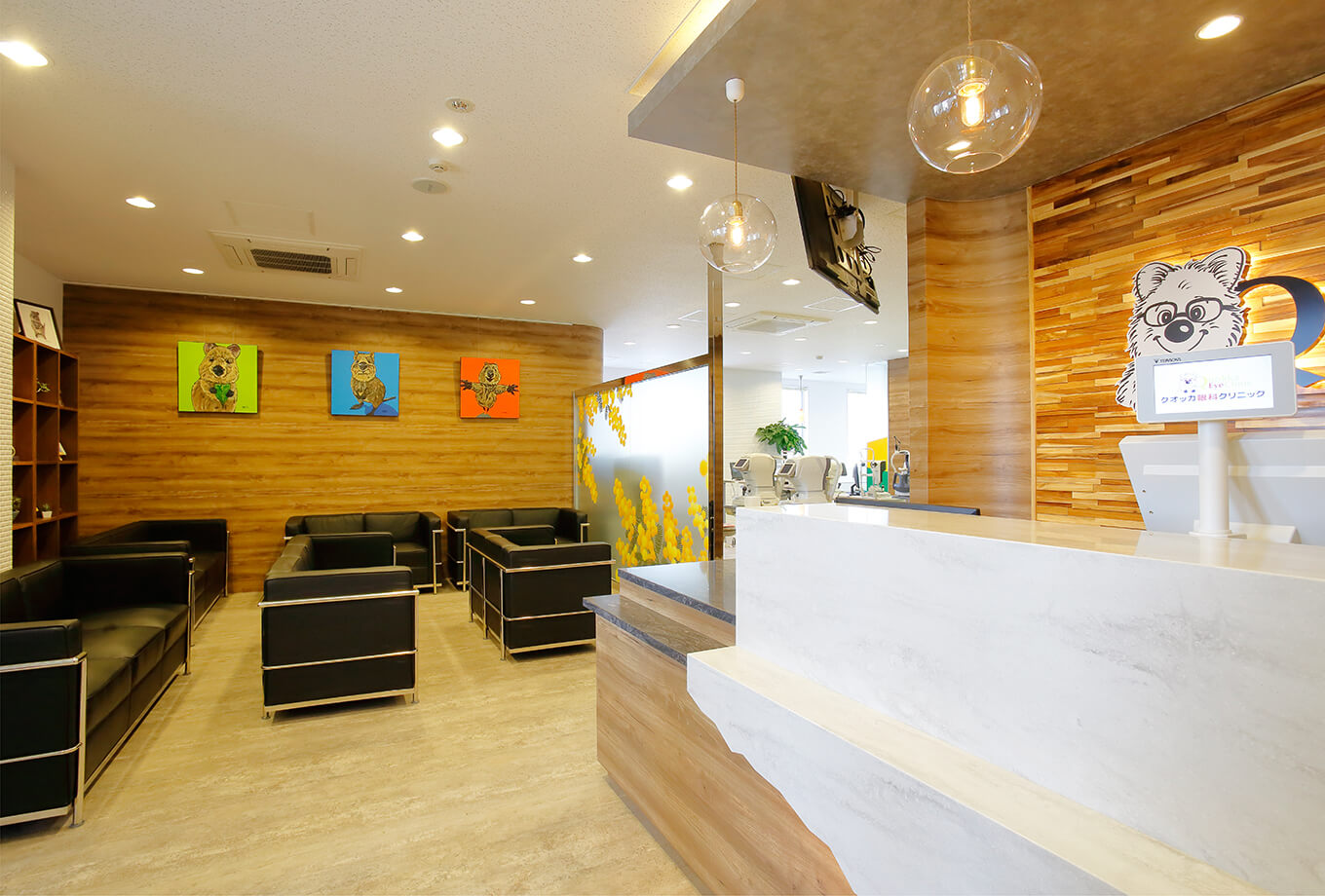 当院は、いい意味で「クリニックらしくないクリニック」として、患者さんがリラックスできる空間づくりにこだわっています。