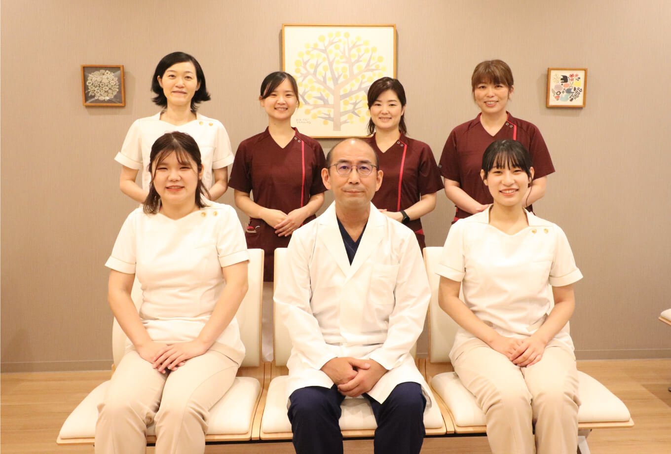 患者さんの目線で分かりやすい説明を行い、寄り添いつつご希望に沿った治療を行います。