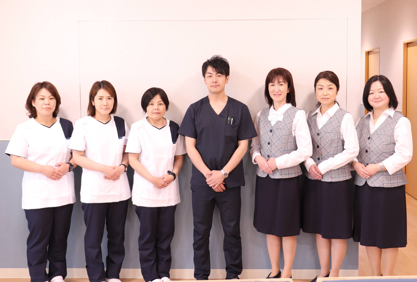 みんなの泌尿器科クリニックのスタッフ一同、暖かく親切・丁寧な治療を行います。