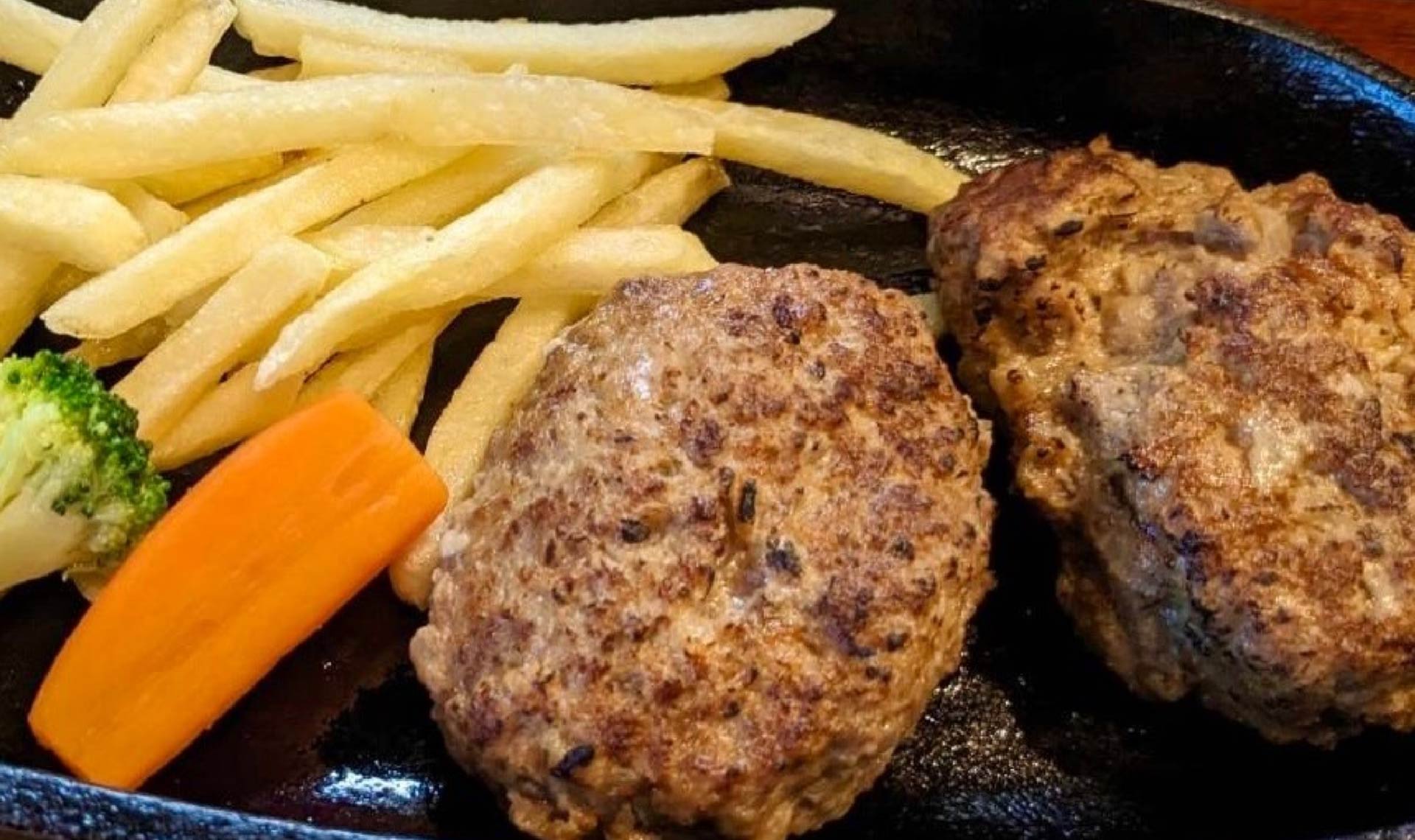 【広島市】話題のハンバーグ食べ放題！鉄板焼KIWAでランチ【南区段原】